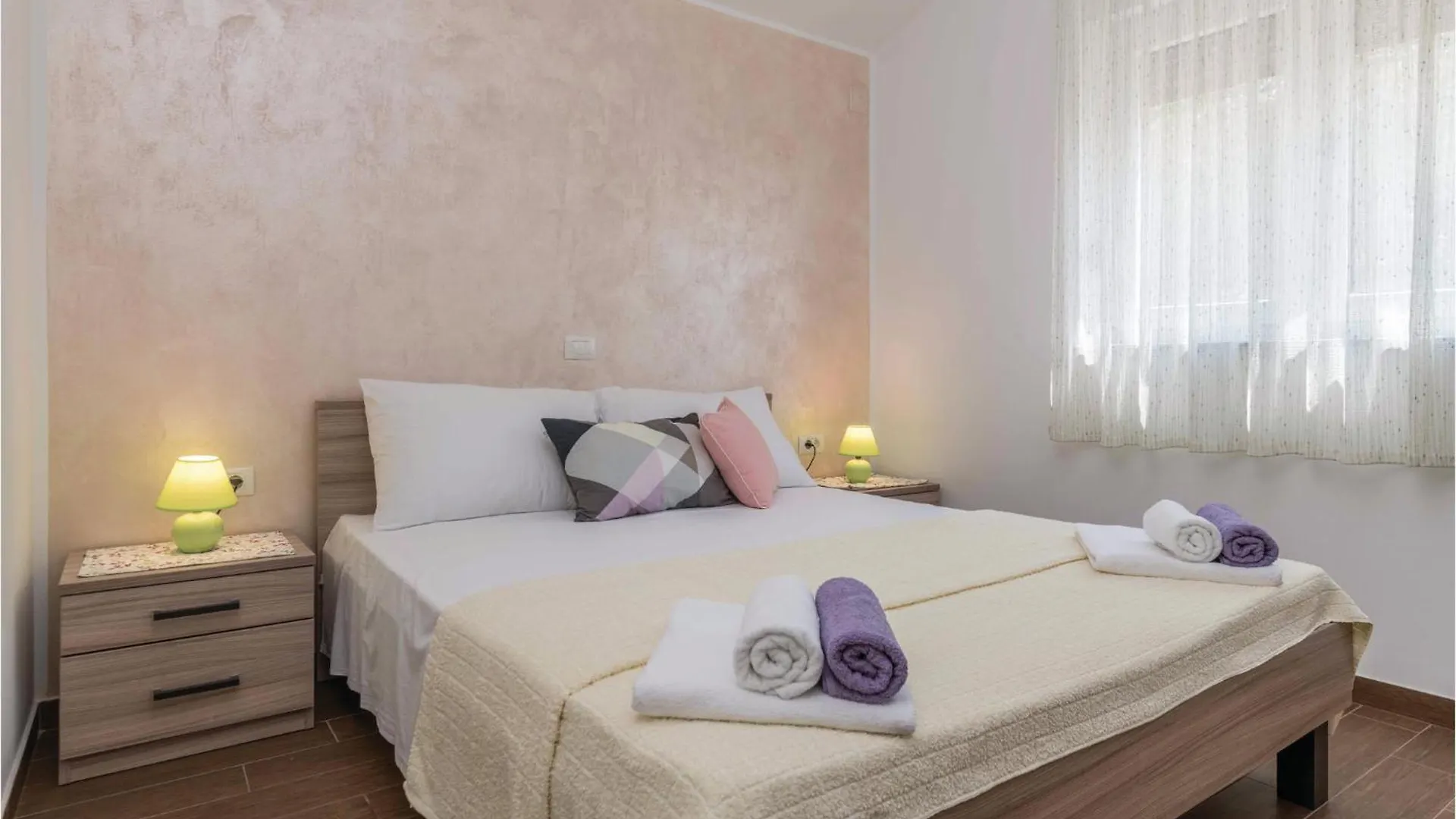 Beautiful Home In Vodnjan With Kitchen Mednjan 0*,