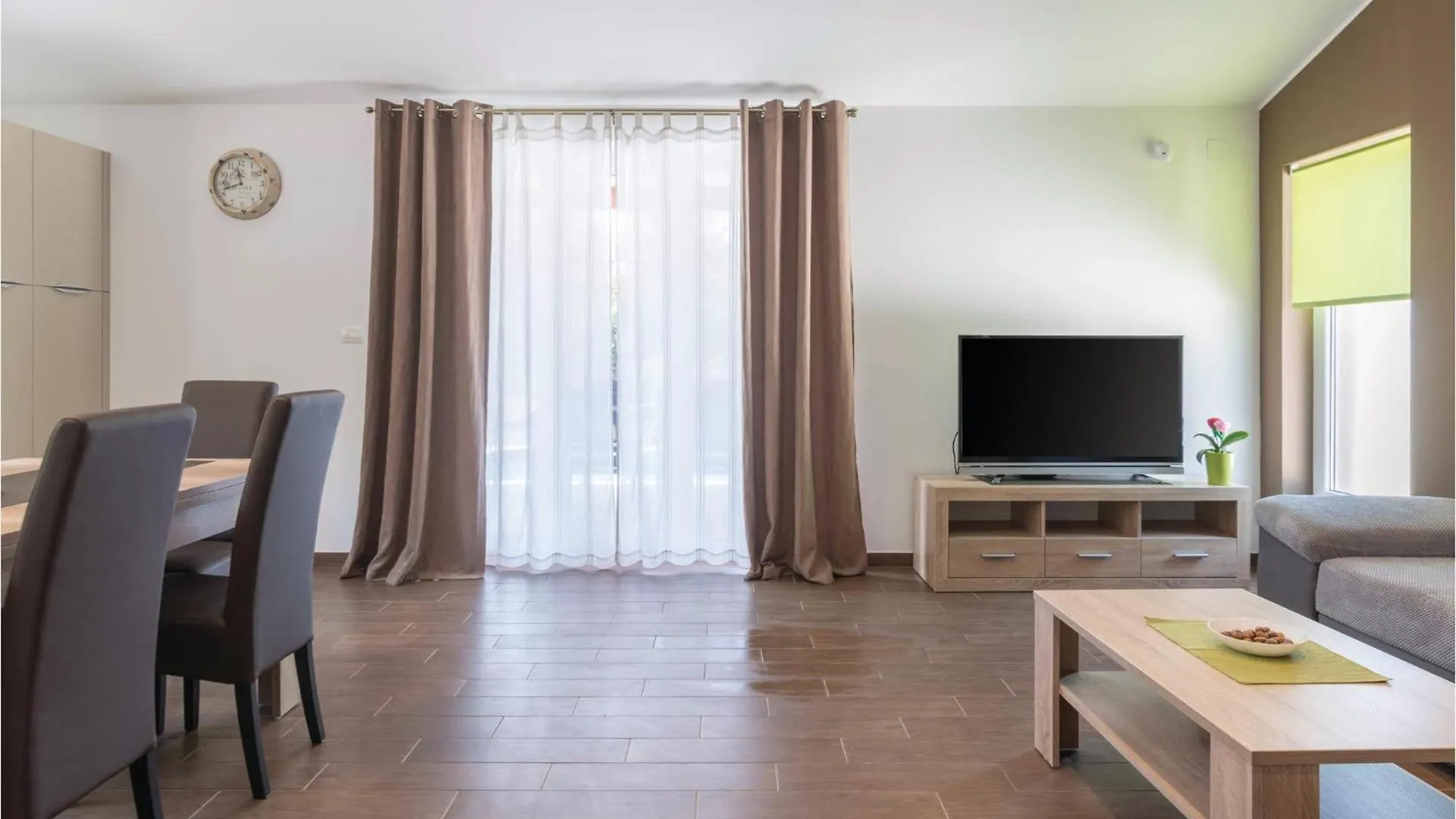 Beautiful Home In Vodnjan With Kitchen Mednjan Holiday home